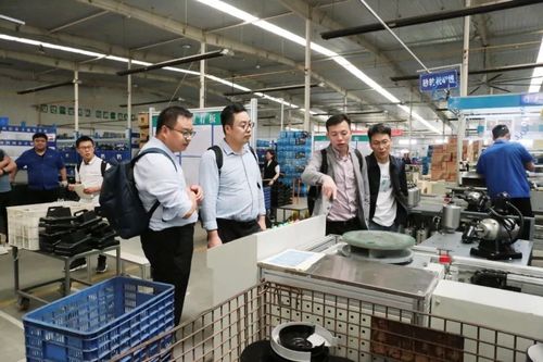 工業(yè)互聯(lián)網(wǎng)專(zhuān)家走進(jìn)文登企業(yè)，登門(mén)送服務(wù)助力產(chǎn)業(yè)升級(jí)